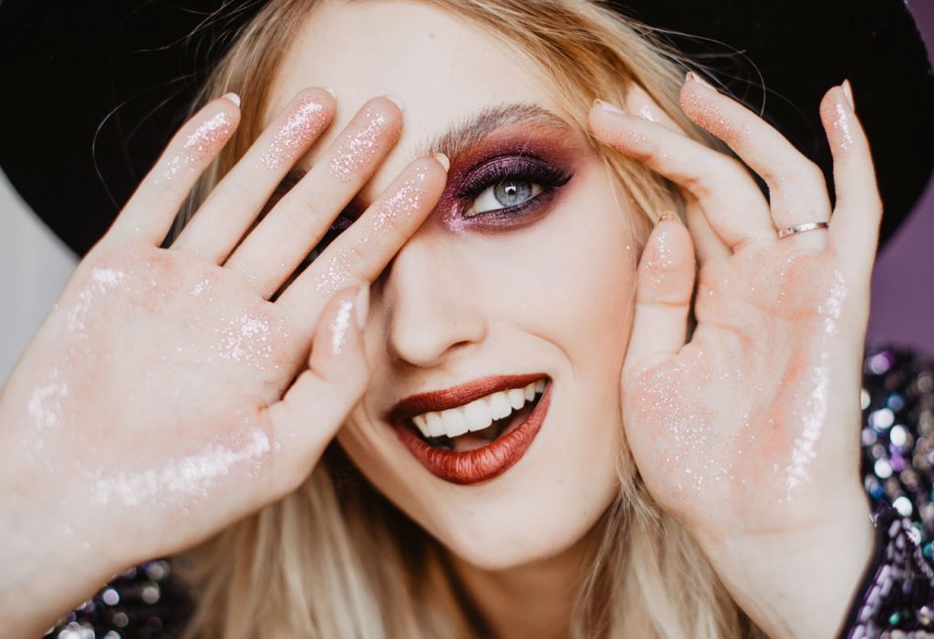 ¿Cómo proteger tus ojos en Halloween? maquillaje